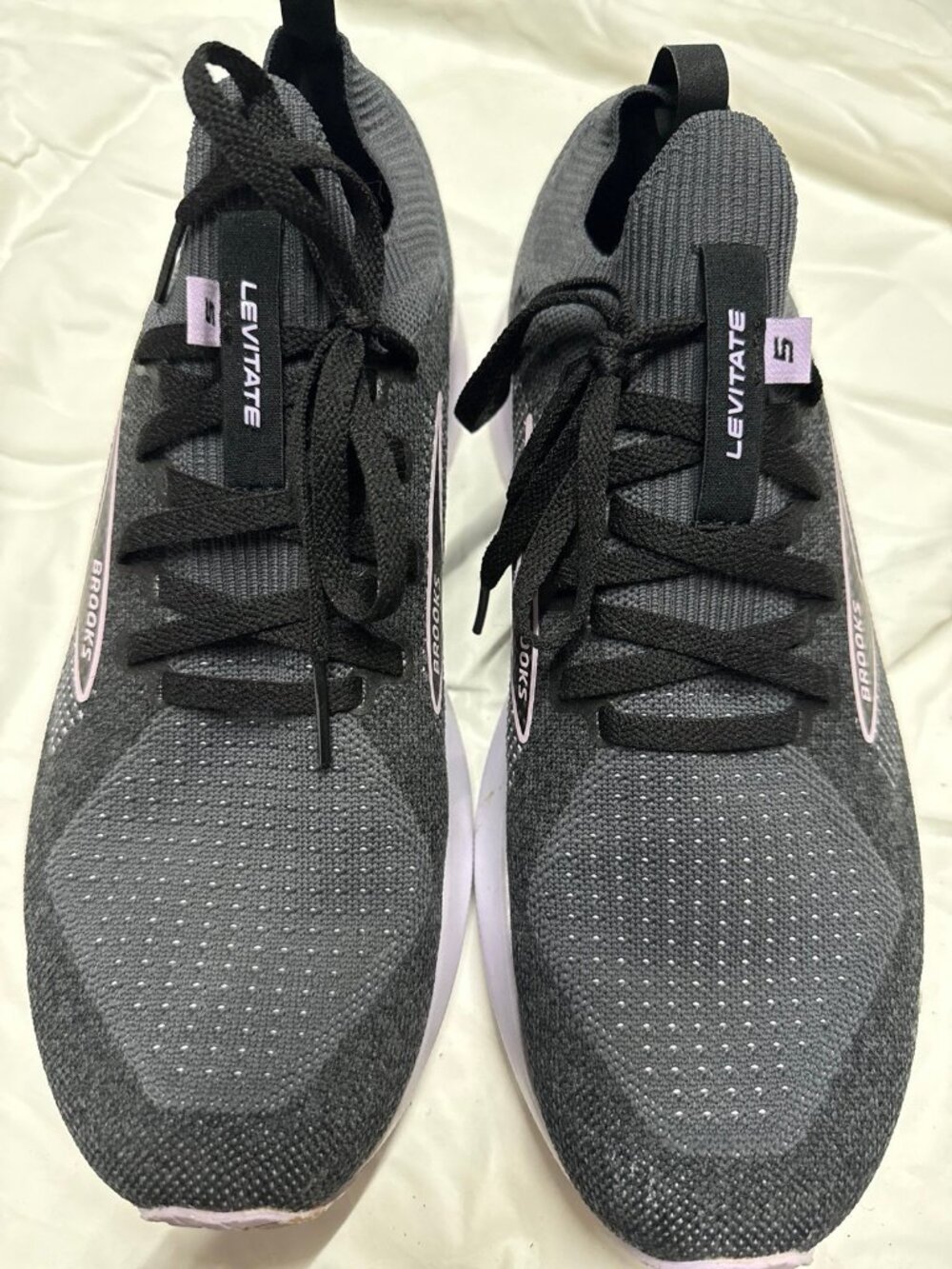 Brooks Levitate 5 Running Shoes